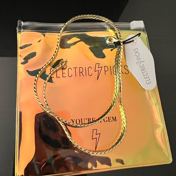Electric Picks Chain Necklace - Picture 2 of 3